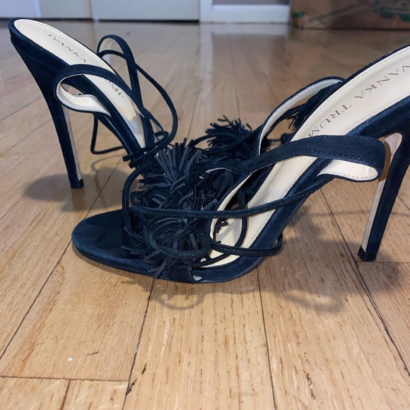 Heels - Picture 2 of 2